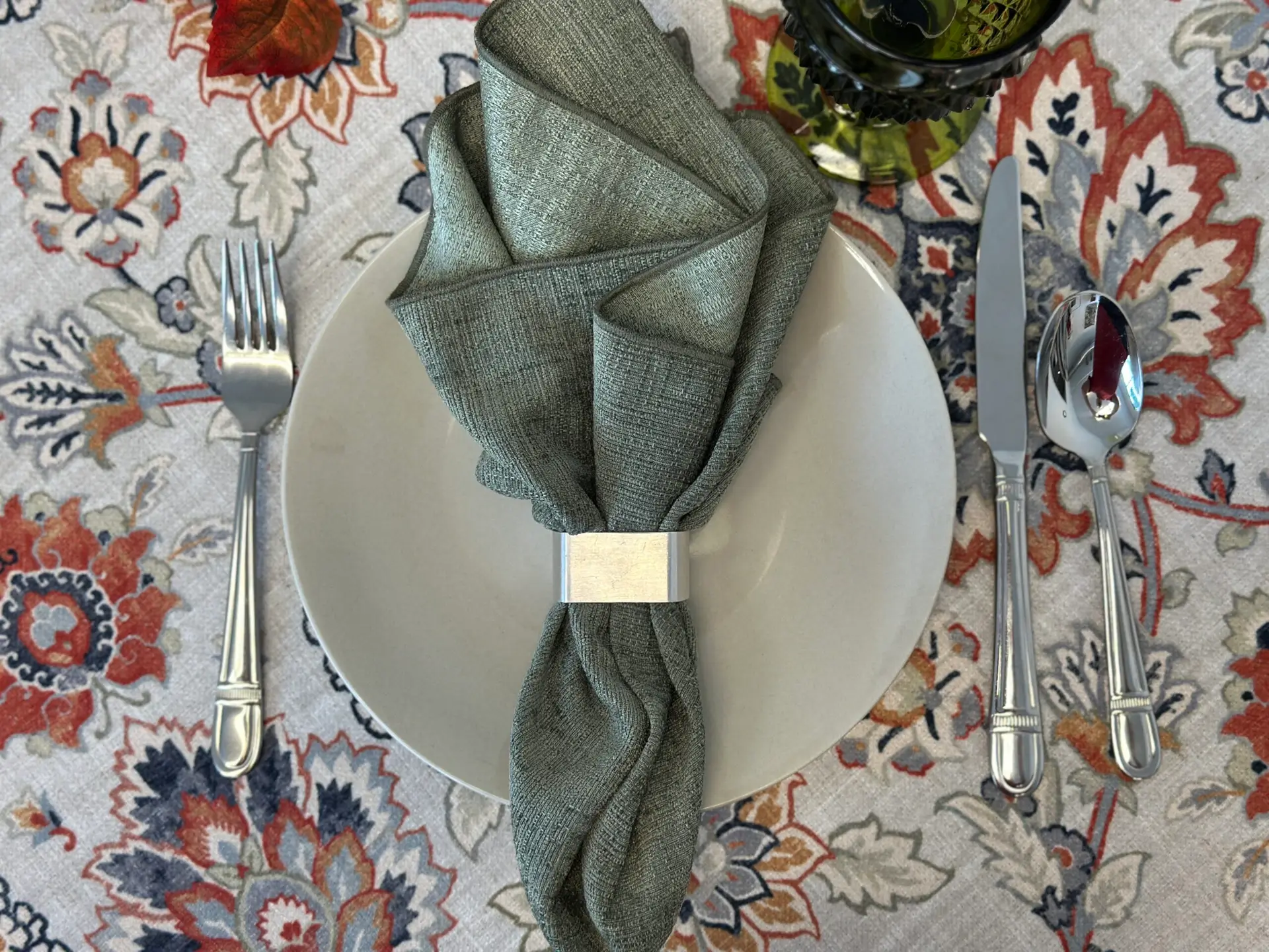 Gwendolyn with Willow Napkin