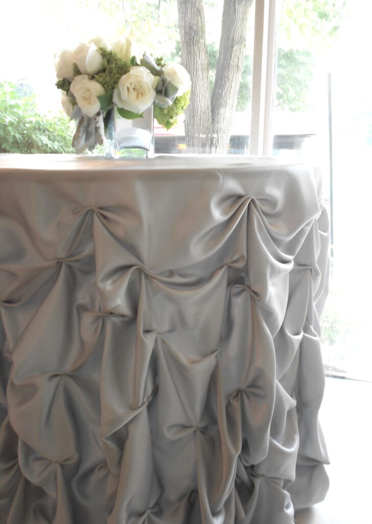 Mercury Satin Cascaded on Round Table
